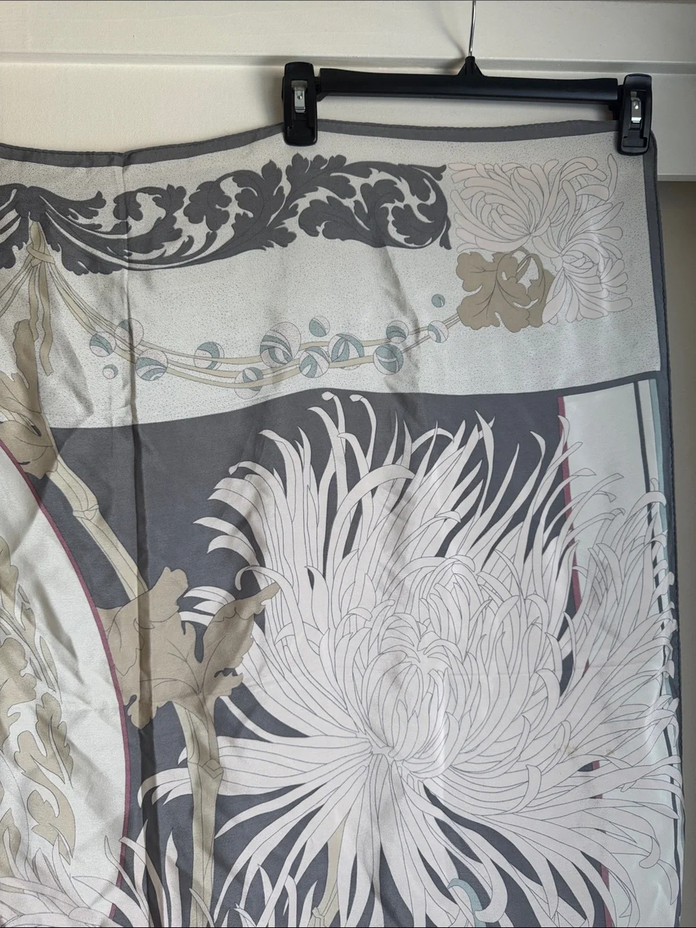 Vintage 1970s Ginnie Johansen Floral Abstract Art Deco Silk Scarf 34 x 34
